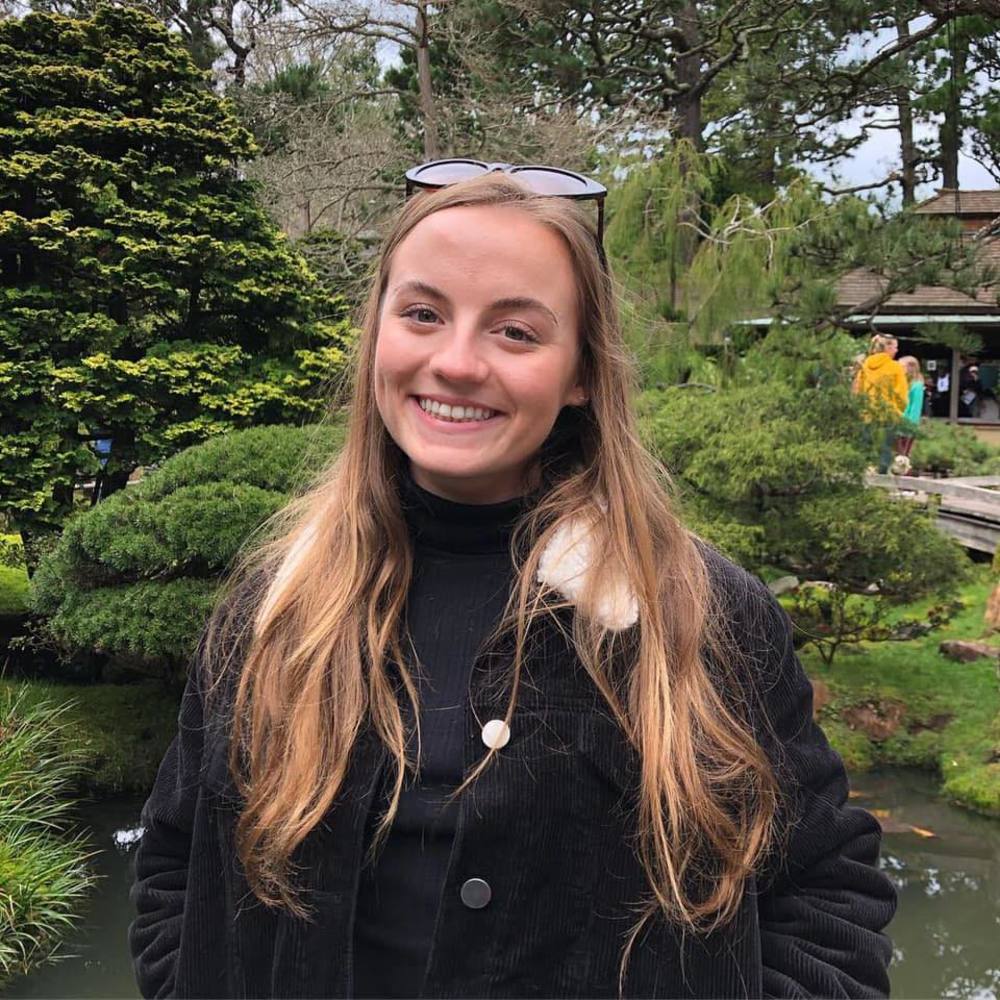 Meet your Posher, Emily